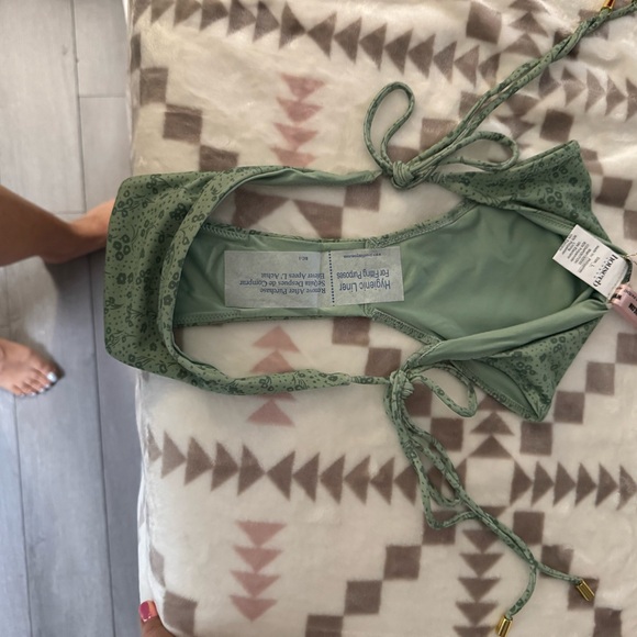 House of CB Bikini bottoms - Picture 2 of 3